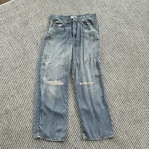 Rag & Bone featherweight women’s jeans, size 28